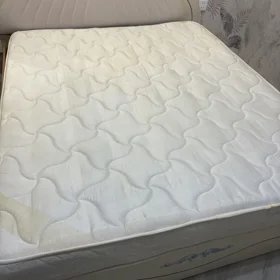 In Baku 63.0 m² apartment is for sale - Image 4