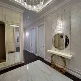 In Baku 156.0 m² apartment is for rent - Image 4