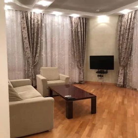 In Baku 145.0 m² apartment is for rent - Image 3