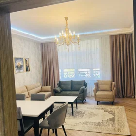 In Baku 130.0 m² apartment is for rent - Image 2