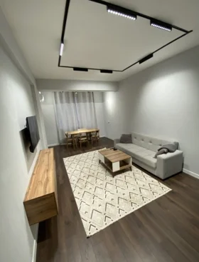 In Baku 60.0 m² apartment is for rent - Image 3