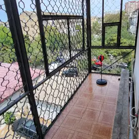 In Baku 155.0 m² apartment is for sale - Image 2