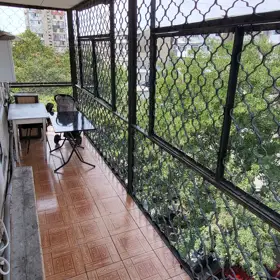 In Baku 155.0 m² apartment is for sale - Image 4