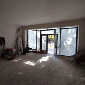 In Baku 80.0 m² commercial is for rent - Image 2