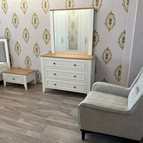 In Baku 70.0 m² apartment is for rent - Image 3