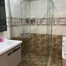 In Baku 70.0 m² apartment is for rent - Image 5