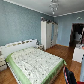 In Baku 84.0 m² apartment is for sale - Image 3