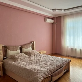 In Baku 123.0 m² apartment is for rent - Image 4
