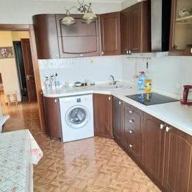 In Baku 115.0 m² apartment is for rent - Image 5