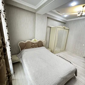 In Baku 125.0 m² apartment is for rent - Image 3