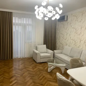 In Baku 75.0 m² apartment is for rent - Image 5