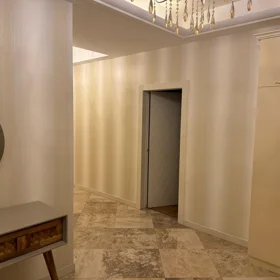 In Baku 168.0 m² apartment is for rent - Image 3