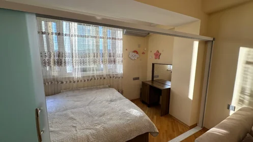 In Baku 60.0 m² apartment is for rent - Image 4