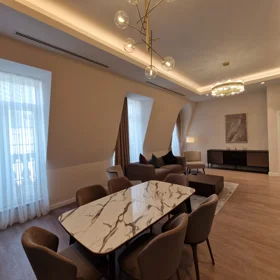 In Baku 110.0 m² apartment is for rent - Image 3