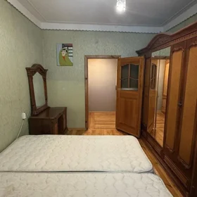 In Baku 60.0 m² apartment is for rent - Image 4