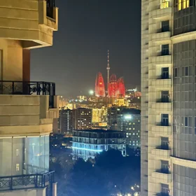 In Baku 350.0 m² apartment is for rent - Image 2