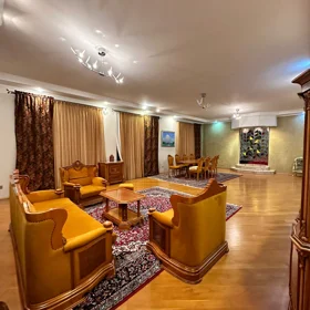 In Baku 350.0 m² apartment is for rent - Image 4