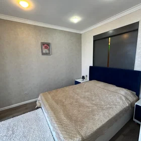 In Baku 70.0 m² apartment is for rent - Image 5