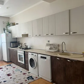 In Baku 124.0 m² apartment is for rent - Image 2