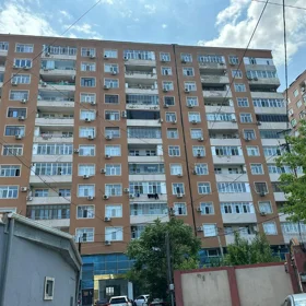 In Baku 111.0 m² apartment is for rent - Image 2