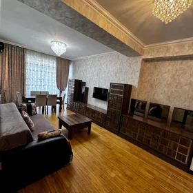In Baku 88.0 m² apartment is for rent - Image 3