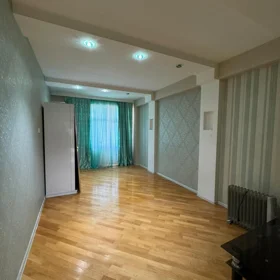 In Baku 140.0 m² apartment is for sale - Image 4