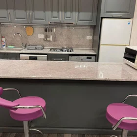 In Baku 90.0 m² apartment is for rent - Image 5