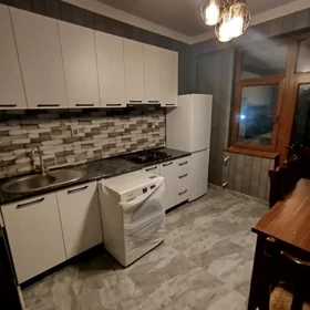 In Baku 100.0 m² apartment is for sale - Image 5