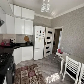 In Baku 130.0 m² house with 3.0 rooms is for sale - Image 4