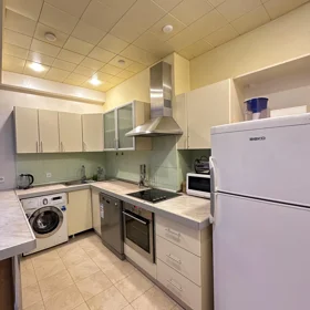 In Baku 110.0 m² apartment is for rent - Image 5