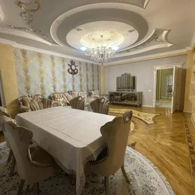 In Baku 160.0 m² apartment is for rent - Image 3