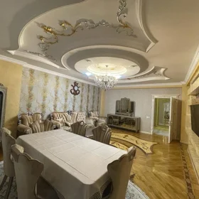 In Baku 160.0 m² apartment is for rent - Image 4