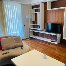 In Baku 88.0 m² apartment is for rent - Image 2