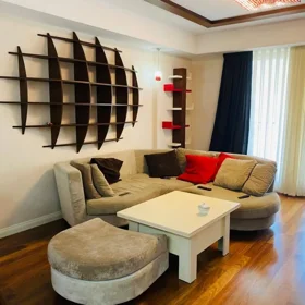 In Baku 88.0 m² apartment is for rent - Image 3