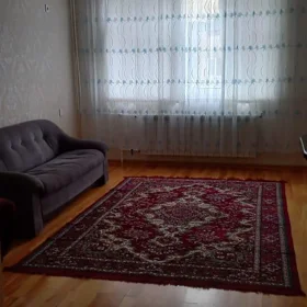 In Baku 90.0 m² apartment is for rent - Image 3
