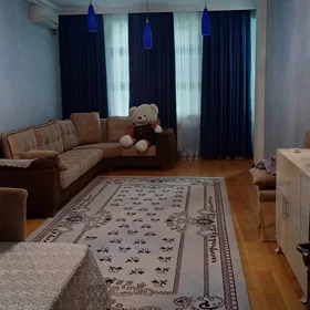 In Baku 130.0 m² apartment is for rent - Image 2