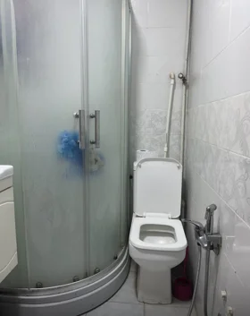 In Baku 65.0 m² apartment is for sale - Image 3