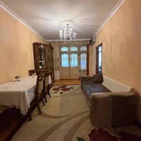 In Baku 65.0 m² apartment is for sale - Image 4