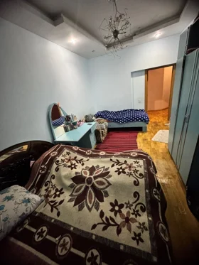 In Baku 65.0 m² apartment is for sale - Image 2