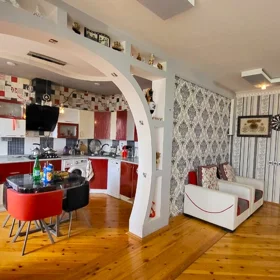 In Baku 120.0 m² apartment is for sale - Image 4