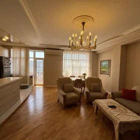 In Baku 117.0 m² apartment is for sale - Image 2