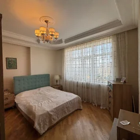 In Baku 117.0 m² apartment is for sale - Image 5