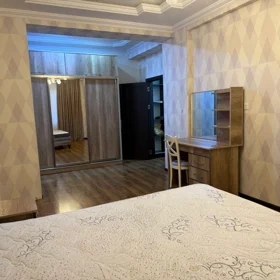 In Baku 90.0 m² apartment is for rent - Image 4