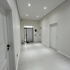 In Baku 125.0 m² house with 4.0 rooms is for sale - Image 4