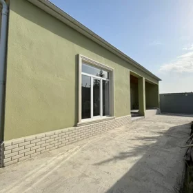 In Baku 125.0 m² house with 4.0 rooms is for sale - Image 5