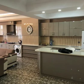 In Baku 90.0 m² apartment is for rent - Image 4