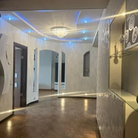 In Baku 136.0 m² apartment is for rent - Image 5