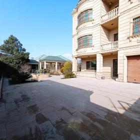 In Khirdalan 500.0 m² house with 8.0 rooms is for sale - Image 4