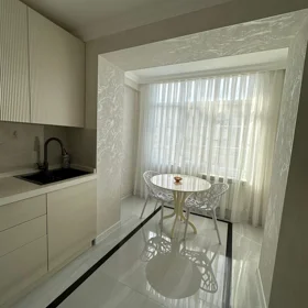 In Baku 100.0 m² apartment is for rent - Image 2