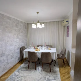 In Baku 70.0 m² apartment is for sale - Image 2